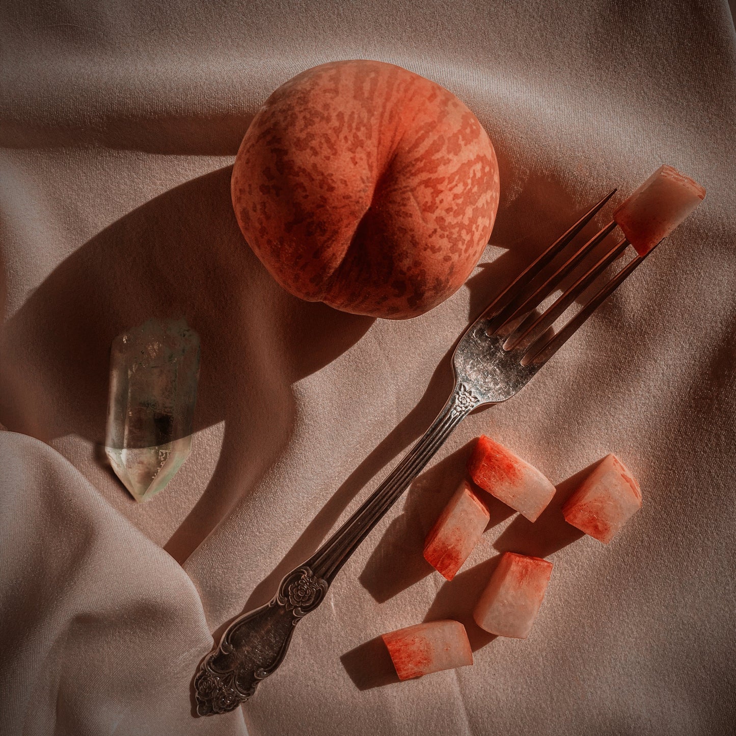 Toccata & Fougère™ Crystal Peach Hand-Dipped Incense